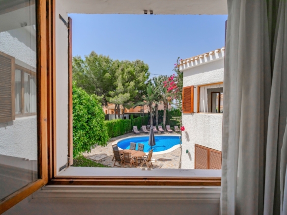 4 Bedroom Property in Cabo Roig