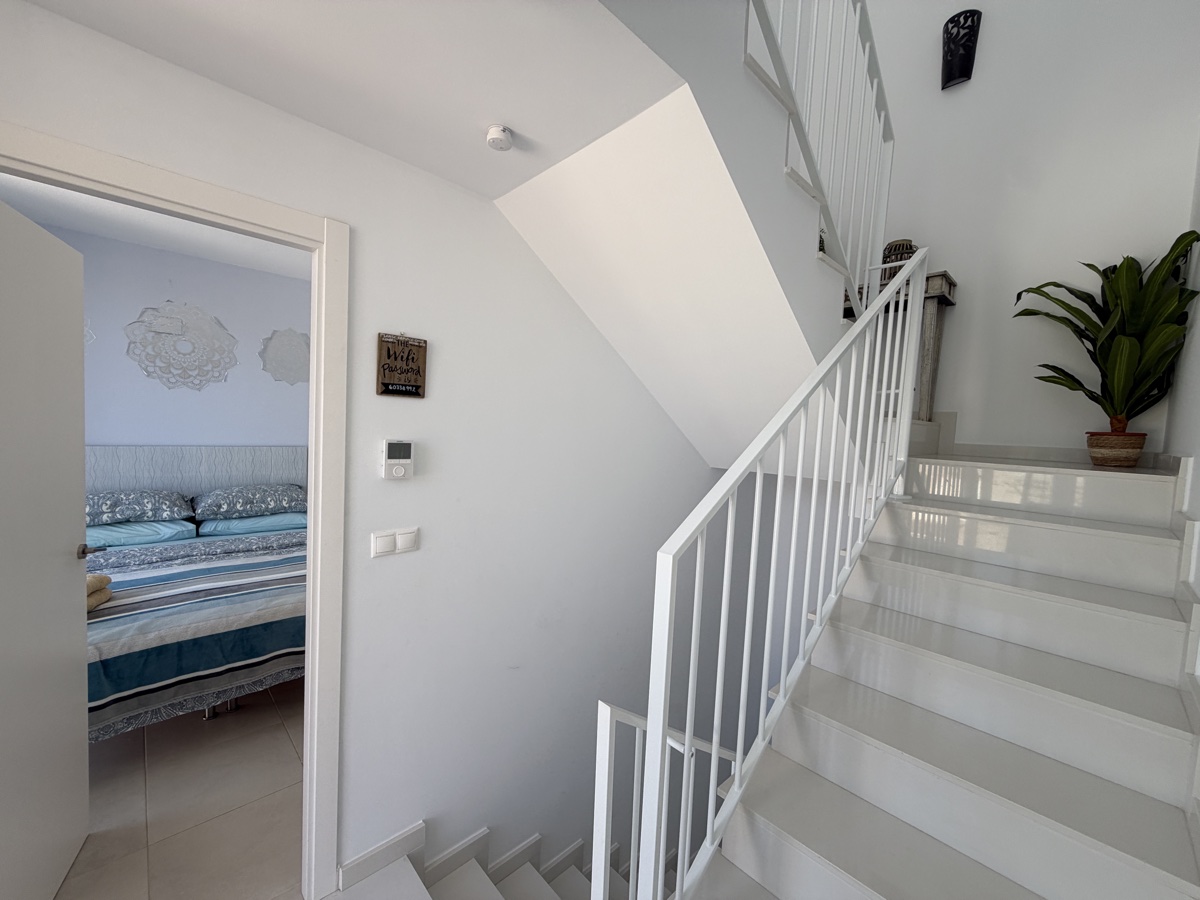 4 Bedroom Property in Mil Palmeras