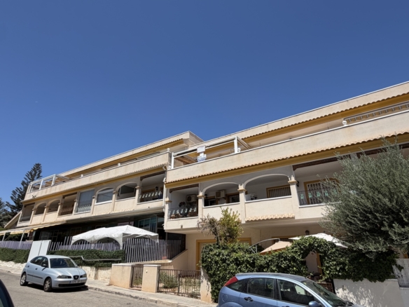 2 Bedroom Property in San Miguel De Salinas
