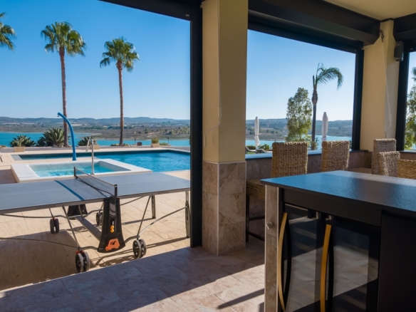 6 Bedroom Property in Torremendo