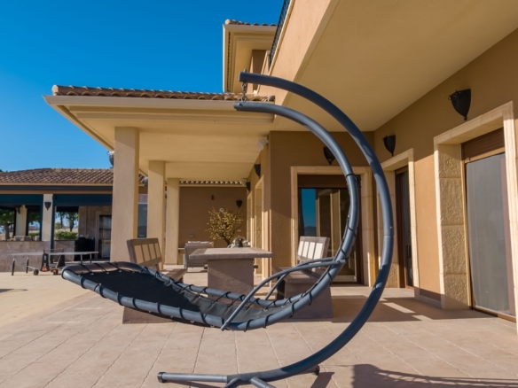 6 Bedroom Property in Torremendo