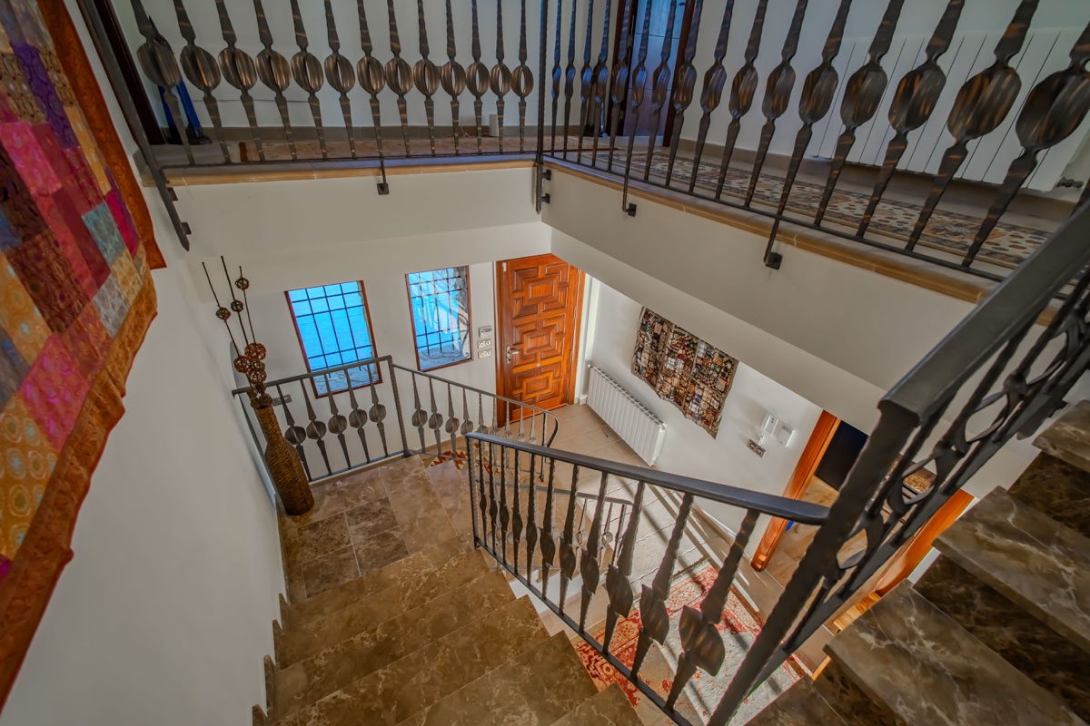 6 Bedroom Property in Torremendo