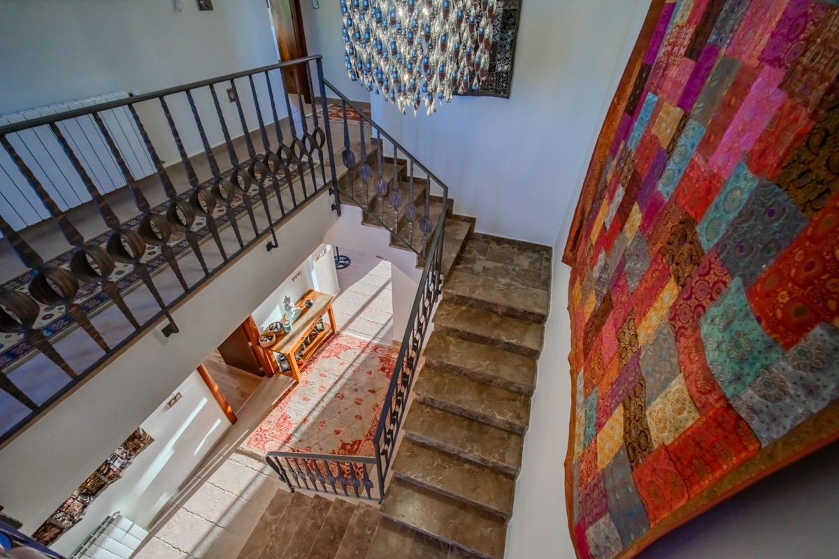 6 Bedroom Property in Torremendo