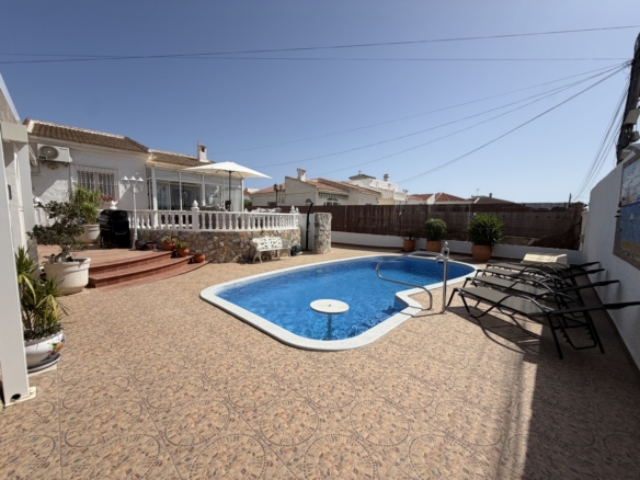 3 Bedroom Property in San Luis