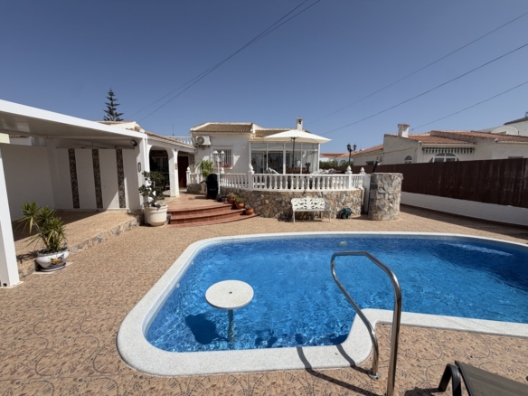 3 Bedroom Property in San Luis