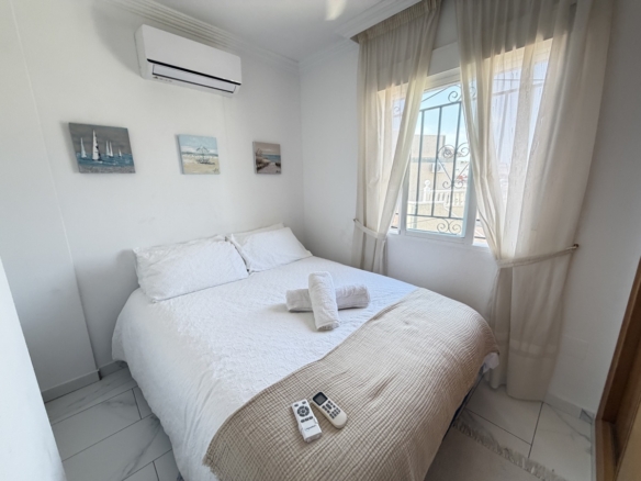 5 Bedroom Property in Villamartin