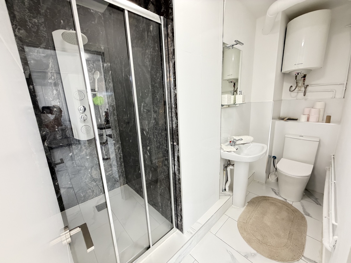 5 Bedroom Property in Villamartin