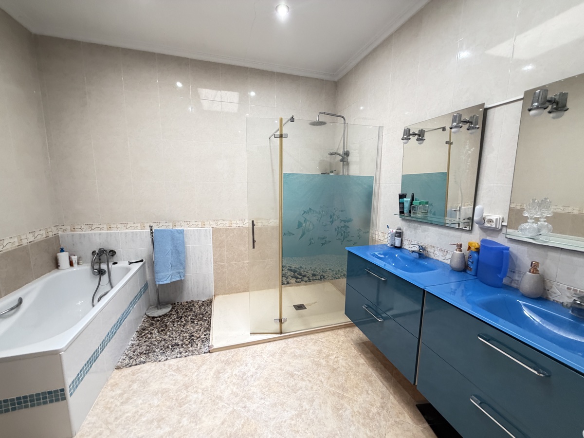 7 Bedroom Property in Gea y Truyols