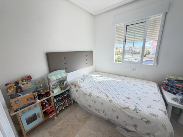 2 Bedroom Property in Lomas De Cabo Roig