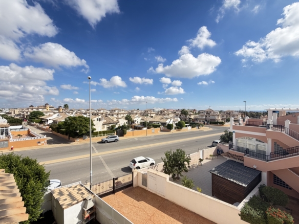 2 Bedroom Property in Lomas De Cabo Roig