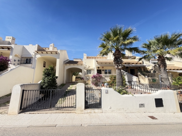3 Bedroom Property in Las Ramblas Golf