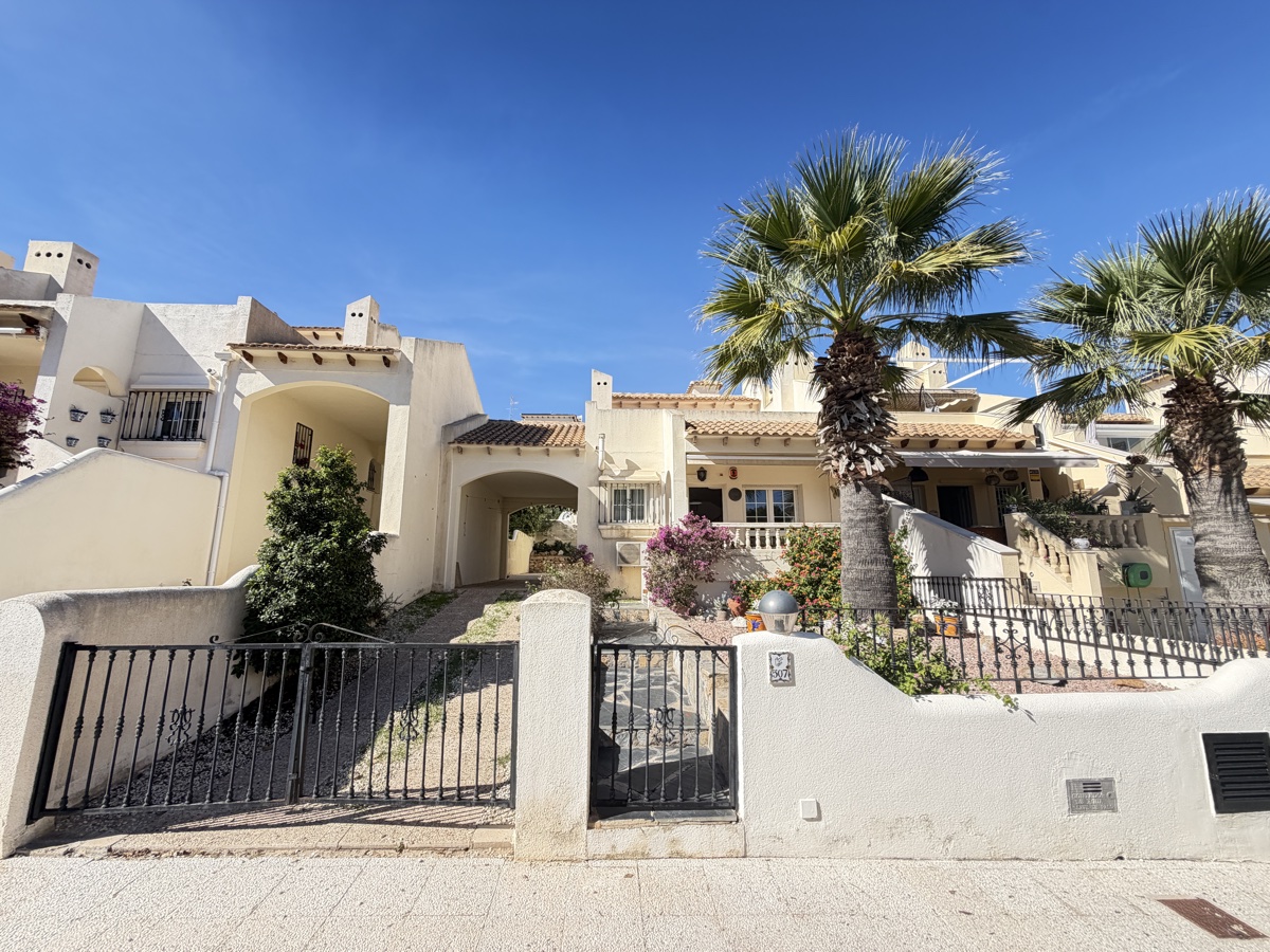 3 Bedroom Property in Las Ramblas Golf