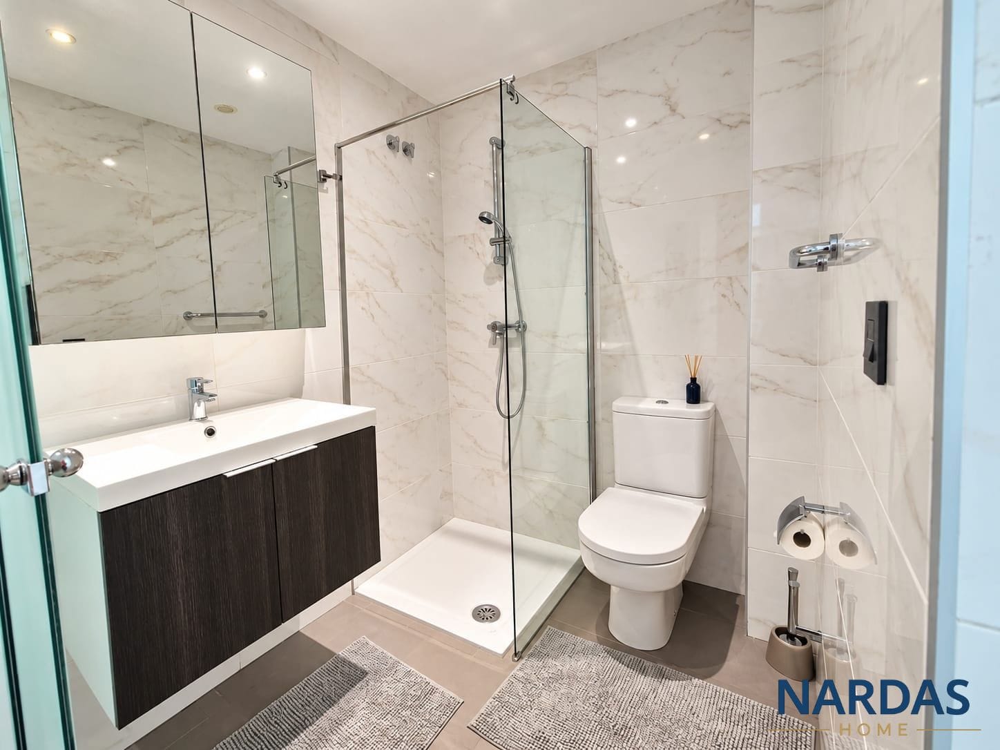 2-BED 2-BATH GROUND FLOOR APARTMENT JUST 80M FROM LA ZENIA BOULEVARD