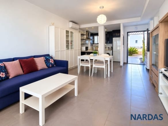 2-BED 2-BATH GROUND FLOOR APARTMENT JUST 80M FROM LA ZENIA BOULEVARD