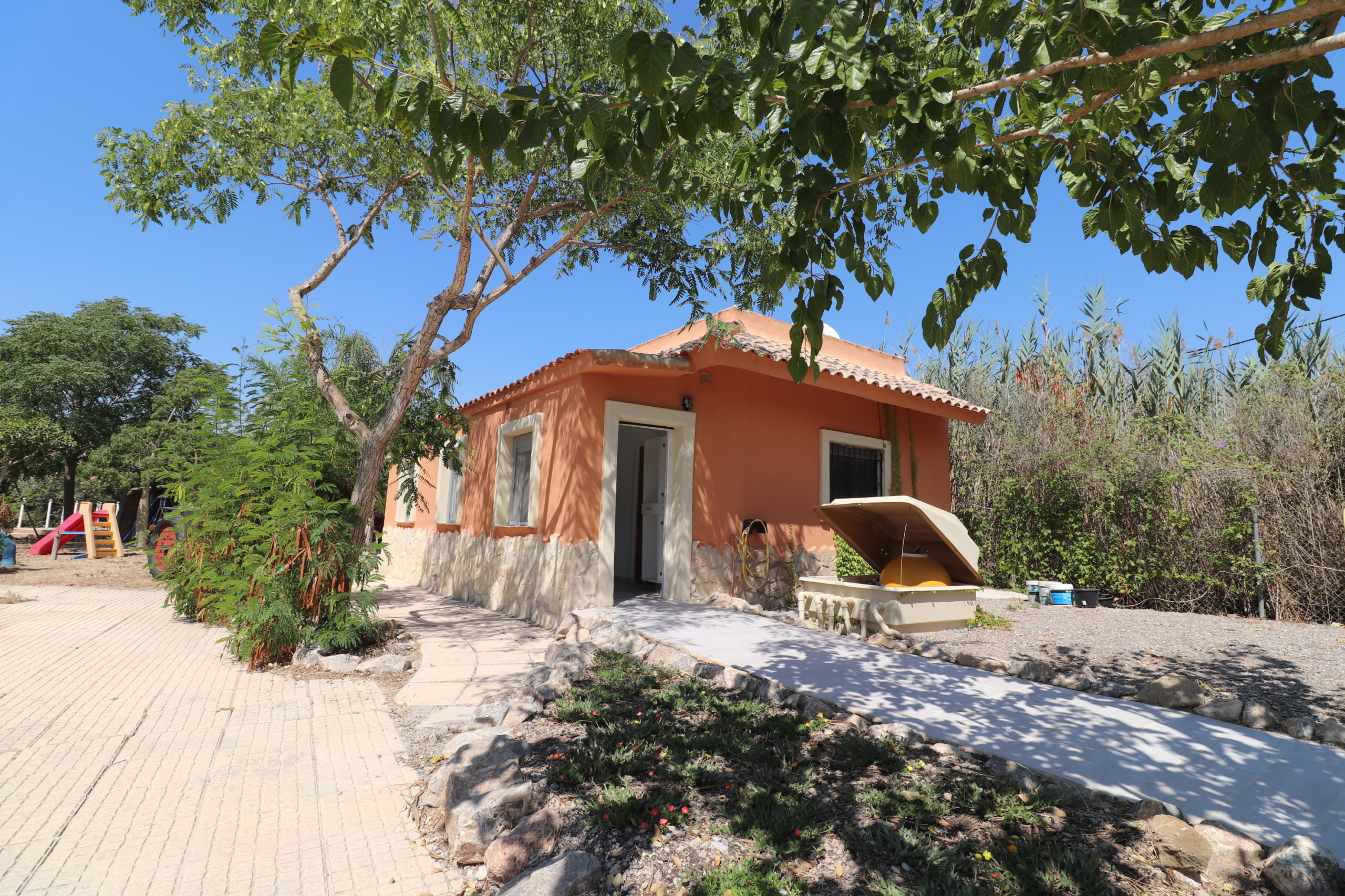 7 Bedroom Property in Catral
