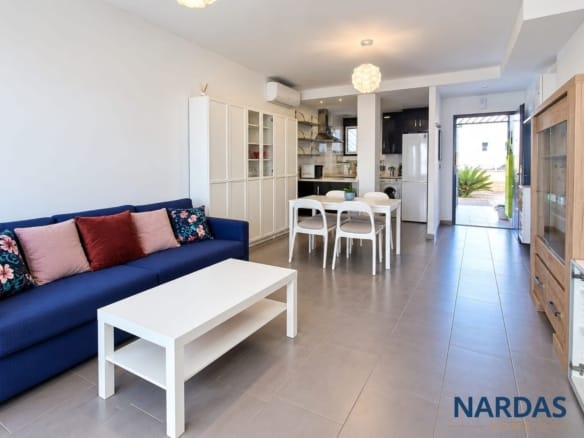 2-BED 2-BATH GROUND FLOOR APARTMENT JUST 80M FROM LA ZENIA BOULEVARD
