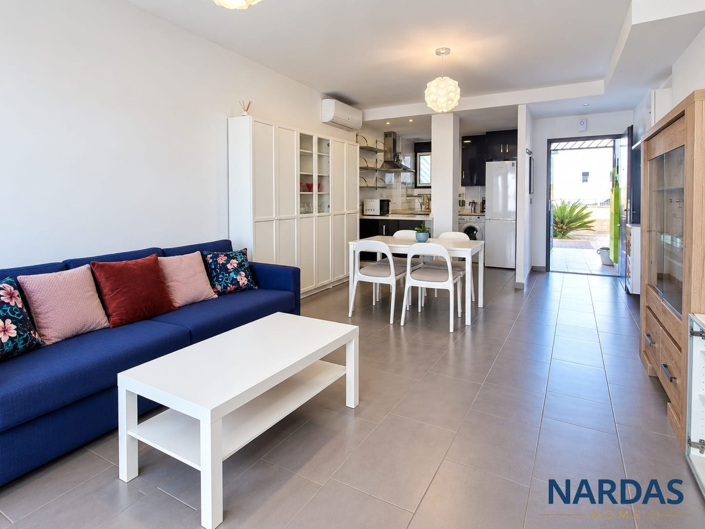 2-BED 2-BATH GROUND FLOOR APARTMENT JUST 80M FROM LA ZENIA BOULEVARD
