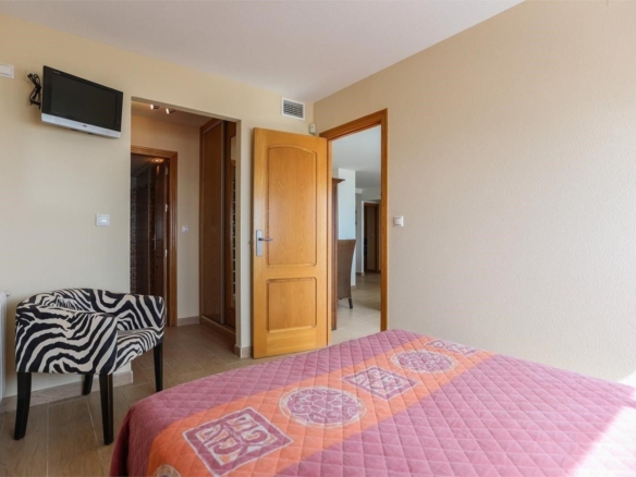 4 Bedroom Property in Torrevieja