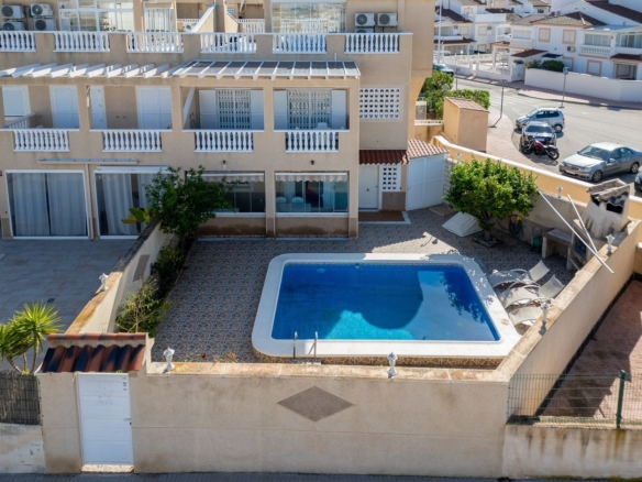 3 Bedroom Property in Playa Flamenca