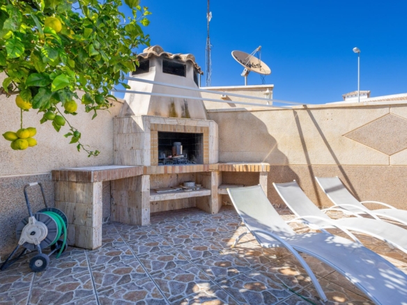 3 Bedroom Property in Playa Flamenca