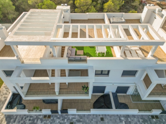 2 Bedroom Property in Los Balcones
