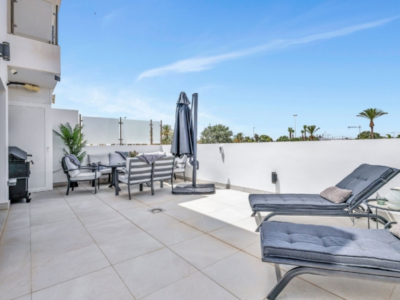 2 Bedroom Property in Los Alcázares