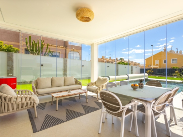 4 Bedroom Property in Aguas Nuevas