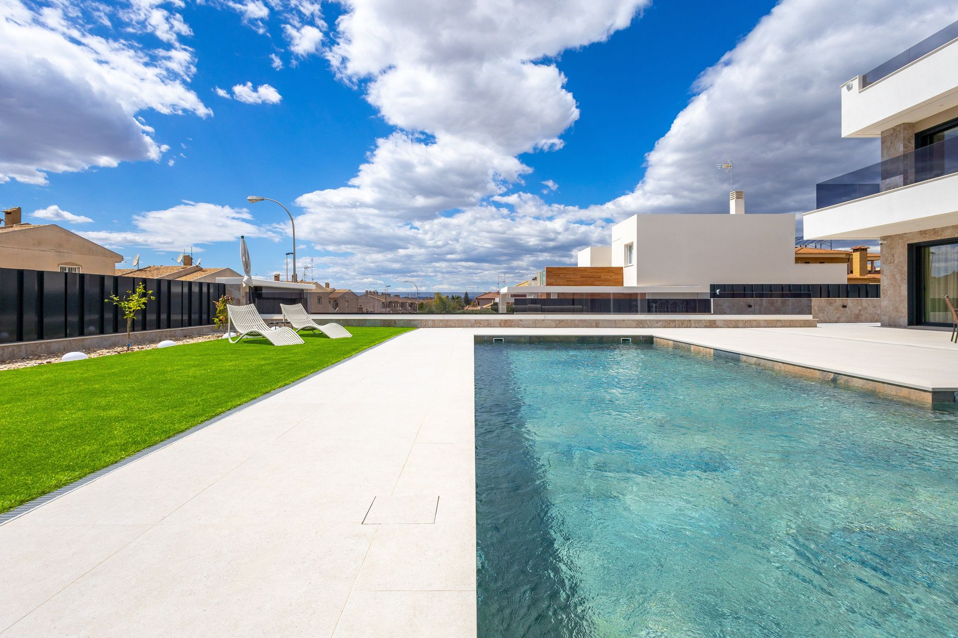 4 Bedroom Property in Aguas Nuevas