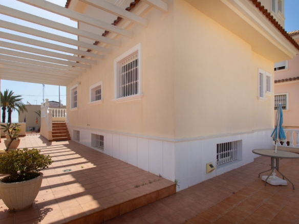 4 Bedroom Property in Torrevieja