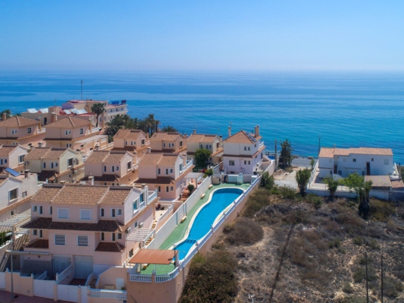 4 Bedroom Property in Torrevieja