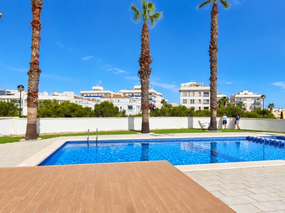 3 bedroom Penthouse for sale in Villamartín