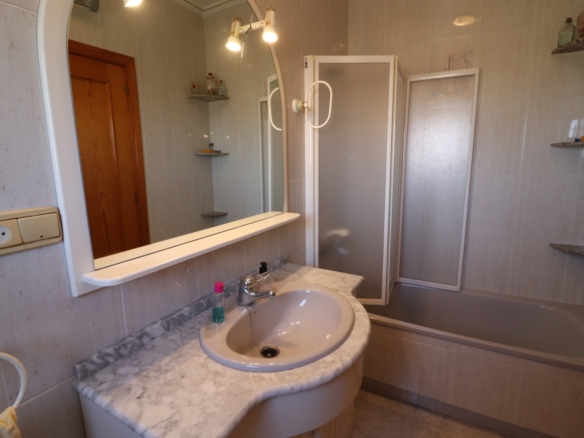 5 Bedroom Property in Algorfa