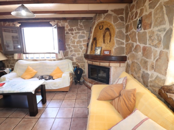 5 Bedroom Property in Algorfa