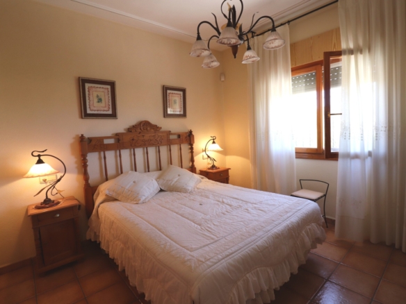5 Bedroom Property in Algorfa