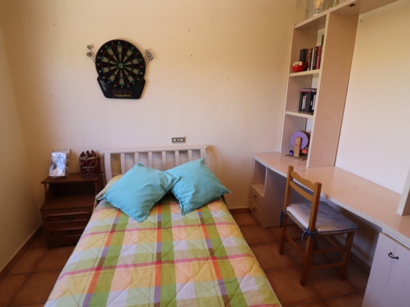 5 Bedroom Property in Algorfa