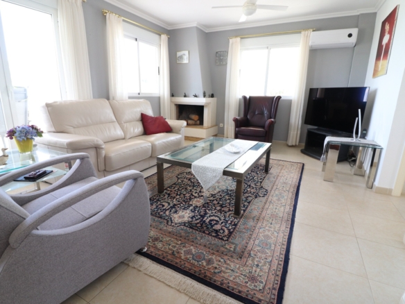 3 Bedroom Property in Algorfa