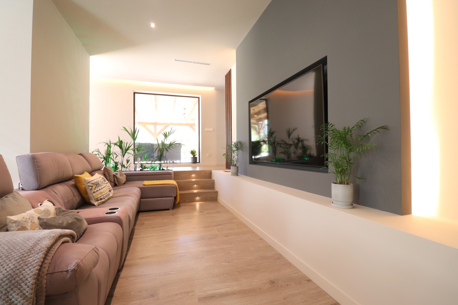 5 Bedroom Property in Aspe