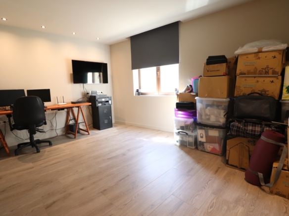 5 Bedroom Property in Aspe