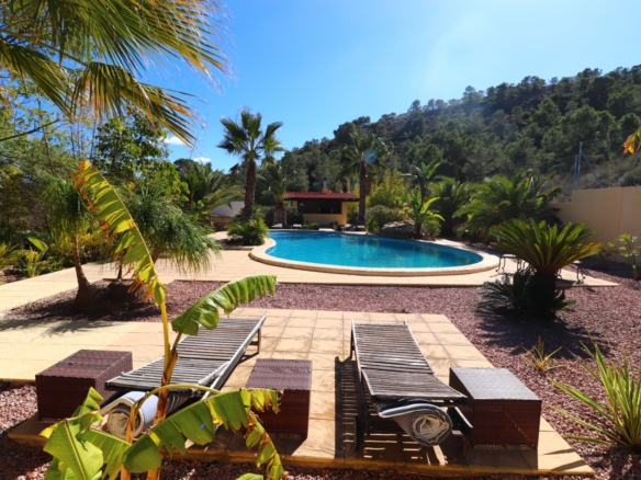 5 Bedroom Property in Aspe