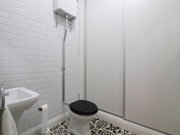 6 Bedroom Property in Heredades