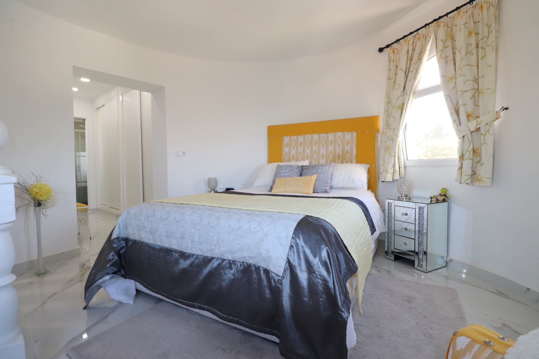 5 Bedroom Property in Algorfa