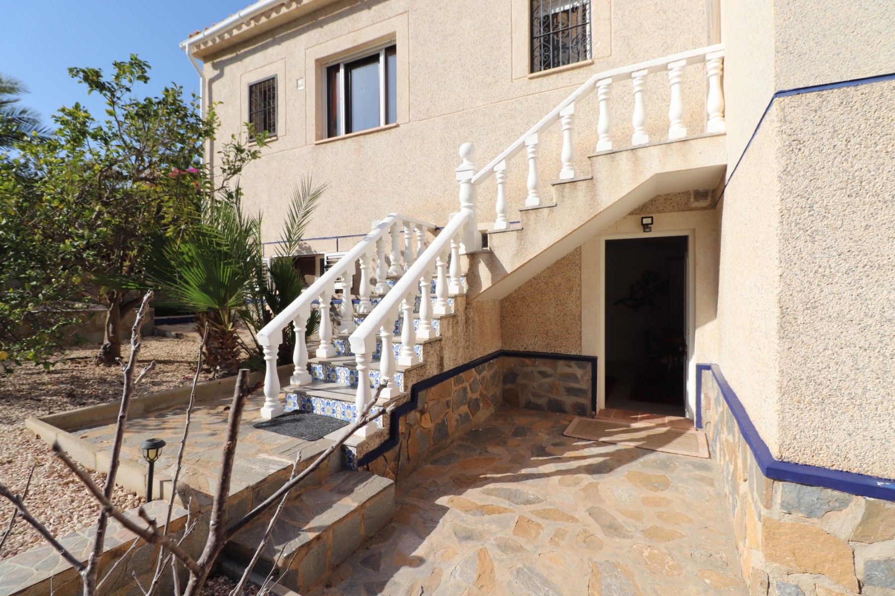 5 Bedroom Property in Algorfa