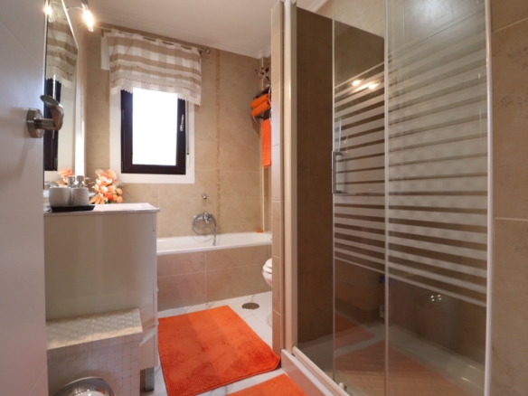 5 Bedroom Property in Algorfa