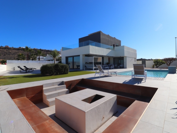 3 Bedroom Property in Benimar