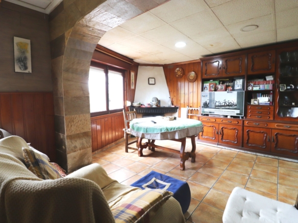5 Bedroom Property in Heredades