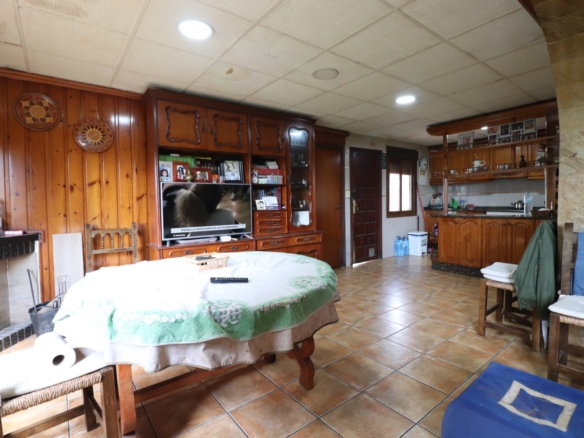 5 Bedroom Property in Heredades