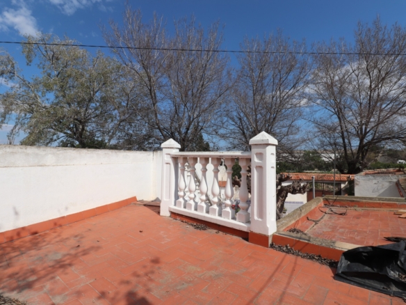 5 Bedroom Property in Heredades