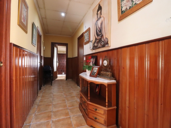 5 Bedroom Property in Heredades