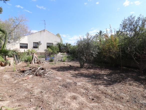 5 Bedroom Property in Heredades
