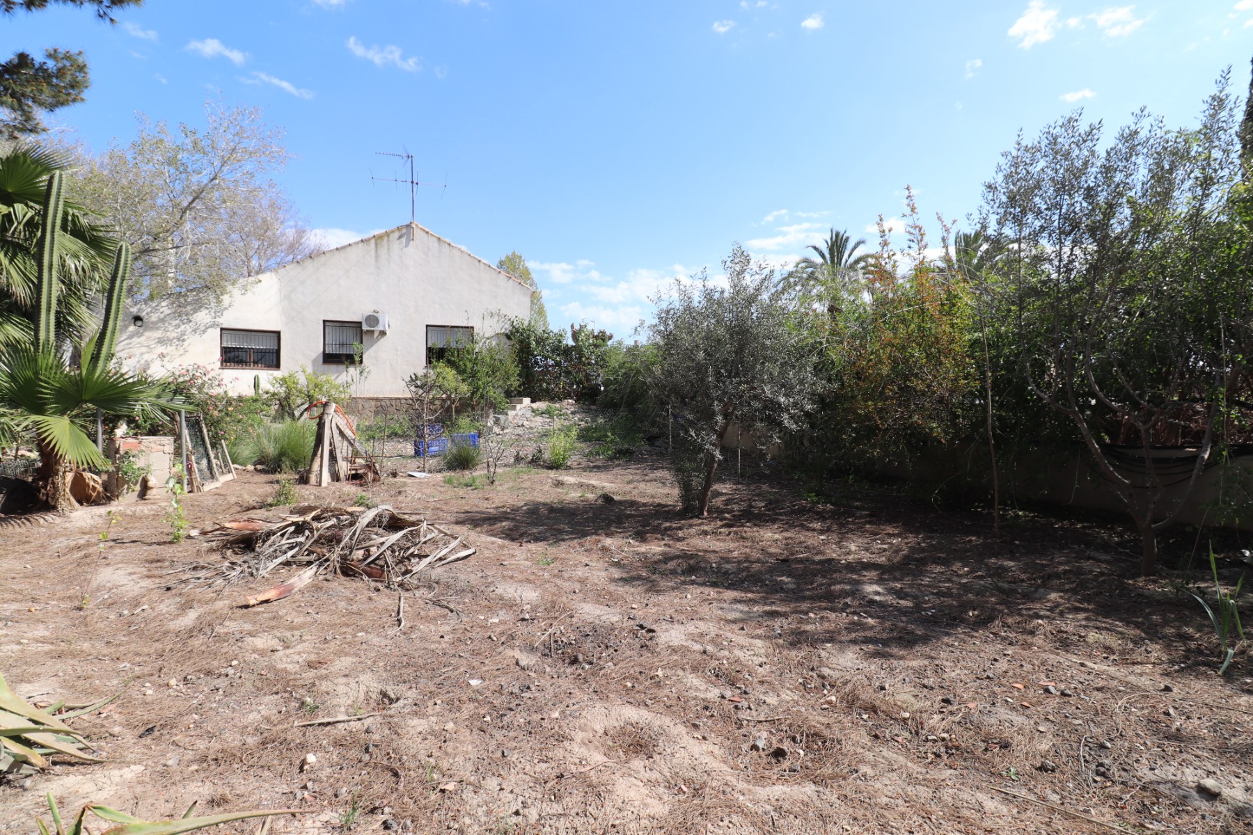 5 Bedroom Property in Heredades